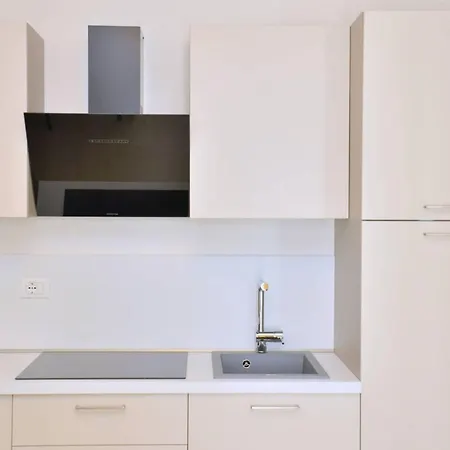 Appartamento Enjoy In Our Serene Flat
